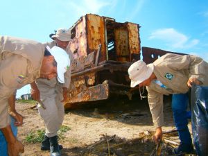 Inparques Falcón apoyó jornada de saneamiento ambiental de playa de Tiraya
