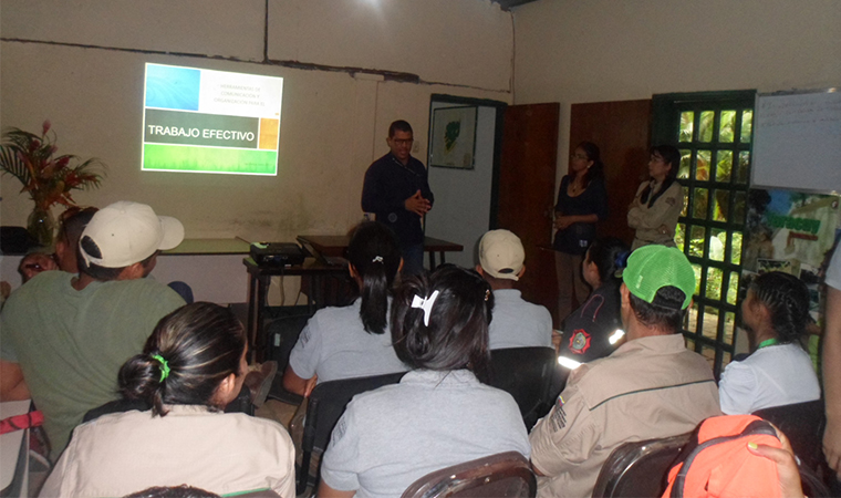 Personal de Inparques Yaracuy se formaron en materia comunicacional