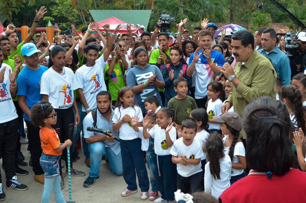 Programa “ Los Domingos con Maduro” se realizó en el Parque Vinicio Adames
