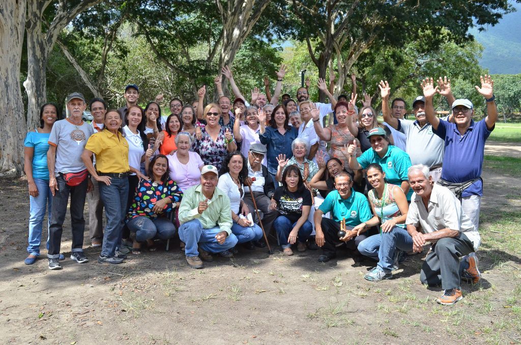 Jubilados de Inparques disfrutaron  de un reencuentro en el Parque Francisco de Miranda