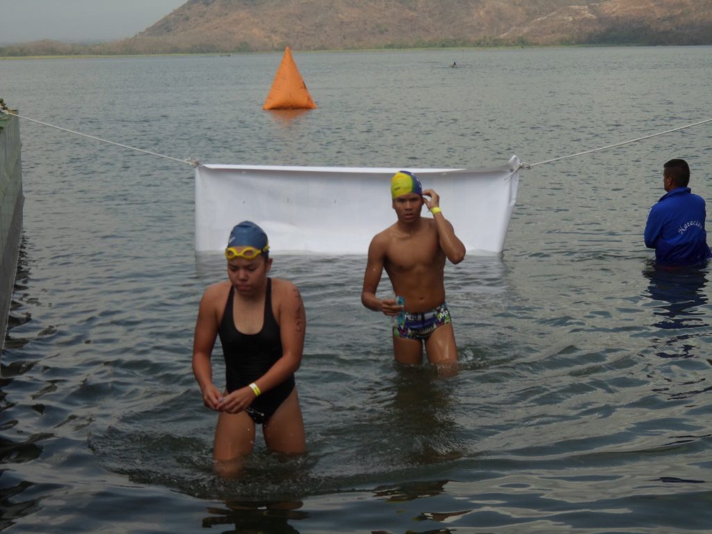 Valida Nacional de Nado en Aguas Abiertas se desarrolló en el parque Cumaripa