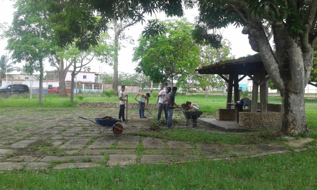 Inparques realiza jornada de mantenimiento en el Parque Andrés Eloy Blanco de Maturín