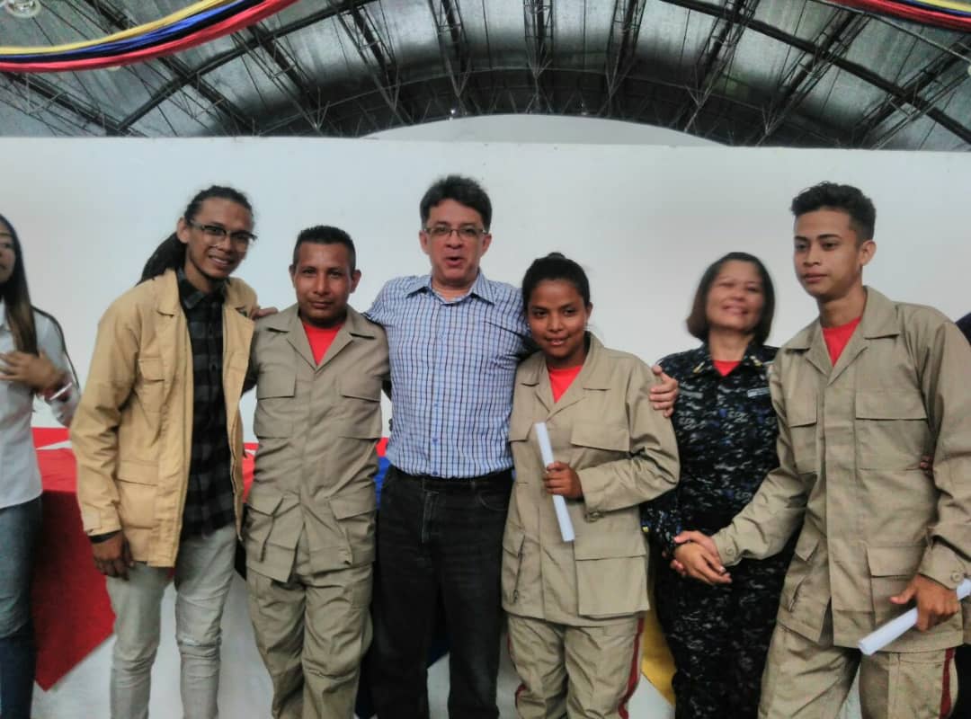 Gobernador de Amazonas participó en graduación de 422 guardaparques y bomberos forestales